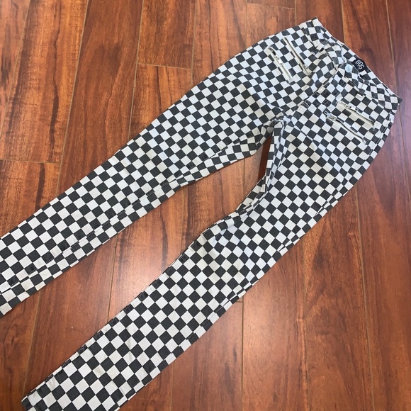 BDG Checkered Jeans - Picture 5 of 6